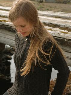 Stapi - Icelandic Wool Sweater handknitted 4