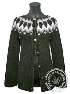 Fell open - Icelandic Design Wool Sweater 2